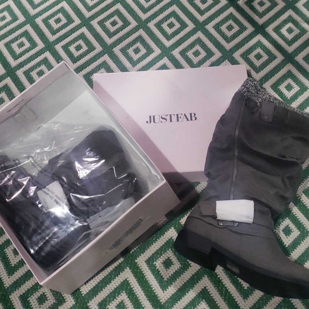 BRAND NEW WITH TAGS tall boots